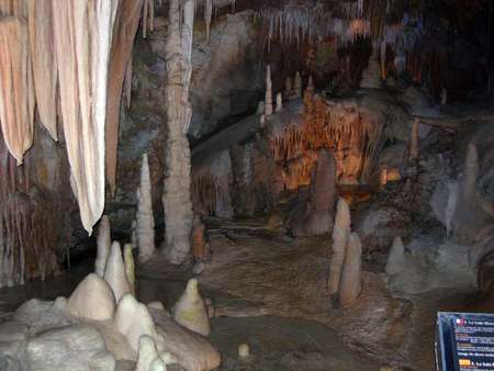 La grotte des Canalettes, à Villefranche