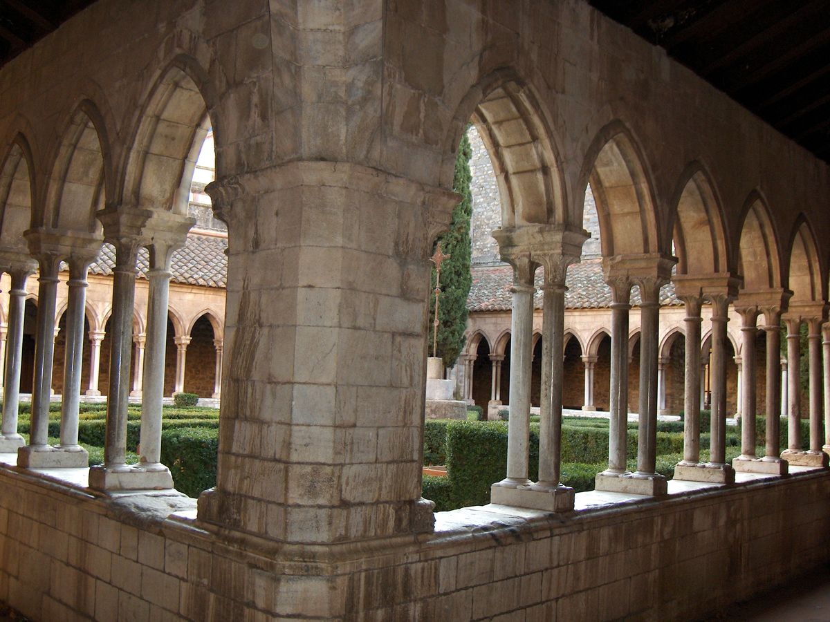 Abbaye Ste Marie d'Arles