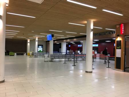 Le terminal de l'aéroport de Perpignan