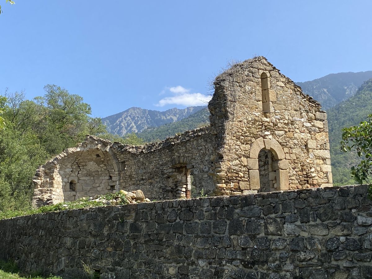 Chapelle St Pierre de Fillols