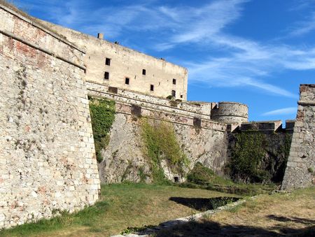 Le fort de Bellegarde
