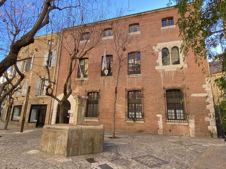 Le palais des Corts, un centre de la vie politique médiévale à Perpignan.