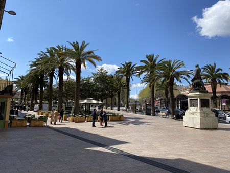 La place Arago