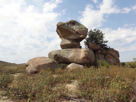 Le roc Cornut, à Campoussy