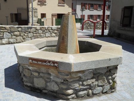Fontaine municipale de Bolquère