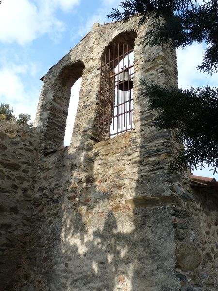  Eglise Sainte-Colombe-de-las-Illas