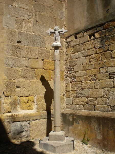 Croix de pierre