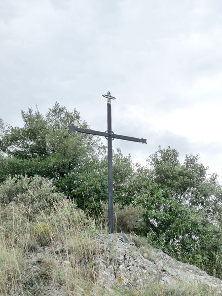 Croix en fer forgée