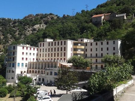 Le centre de réadaptation fonctionnelle, à Thuès-les-Bains