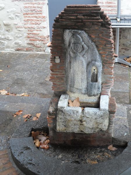 Fontaine de la rue principale