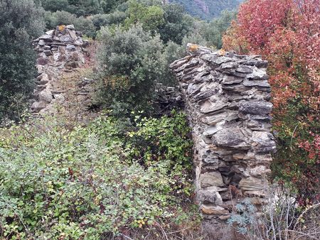 La chapelle Sainte-Croix, sur le territoire de Conat