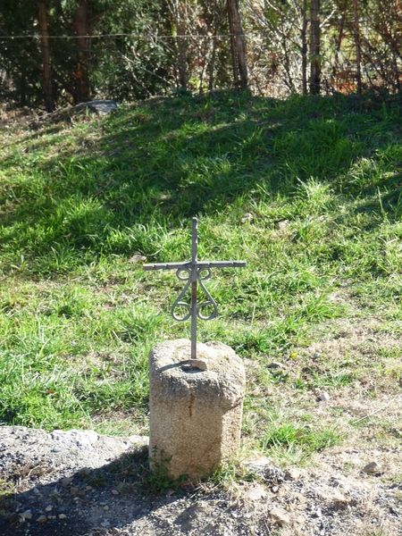 Croix au Mas de la Castagnède