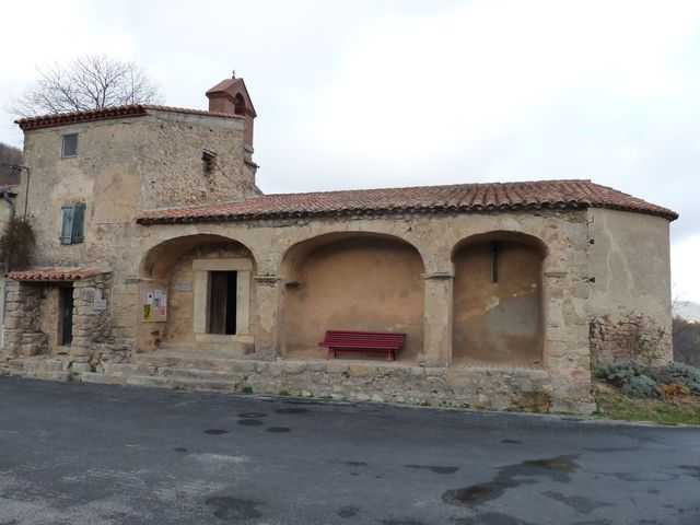 Eglise Saint-Michel de Villeroge