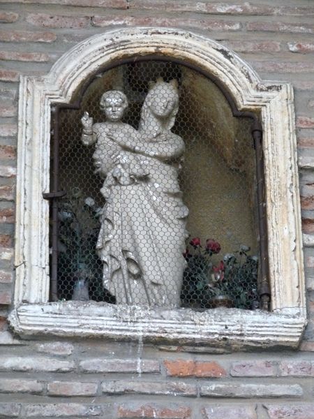 Oratoire à la Vierge