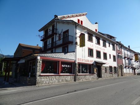 Le col de la Perche, un hameau de La Cabanasse