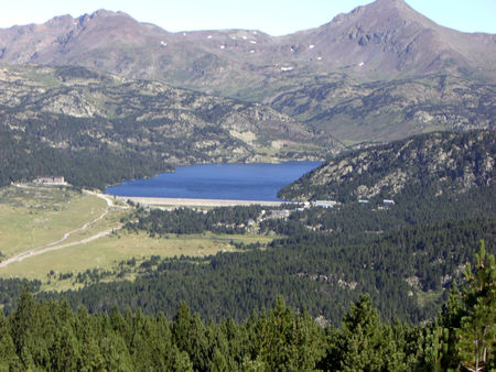 Les Bouillouses, partiellement sur le territoire des Angles.