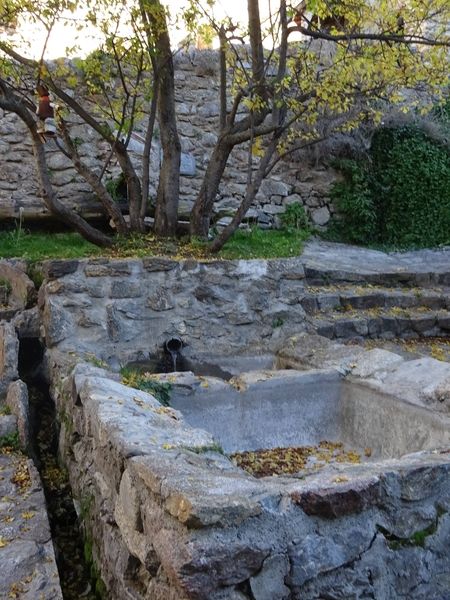 Fontaine-lavoir