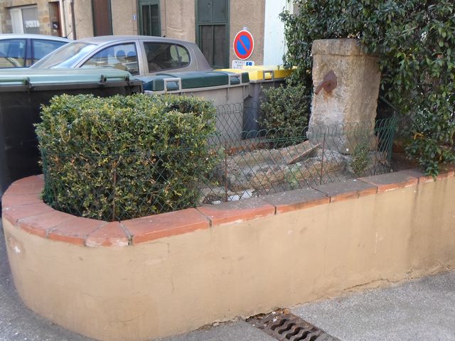 Fontaine place de la Mairie