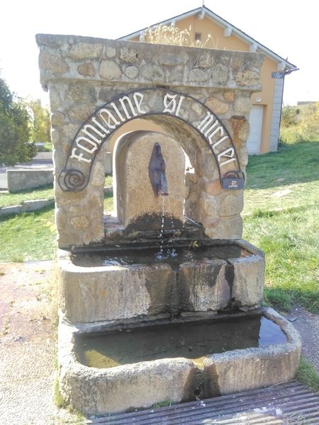 Fontaine Saint-Michel