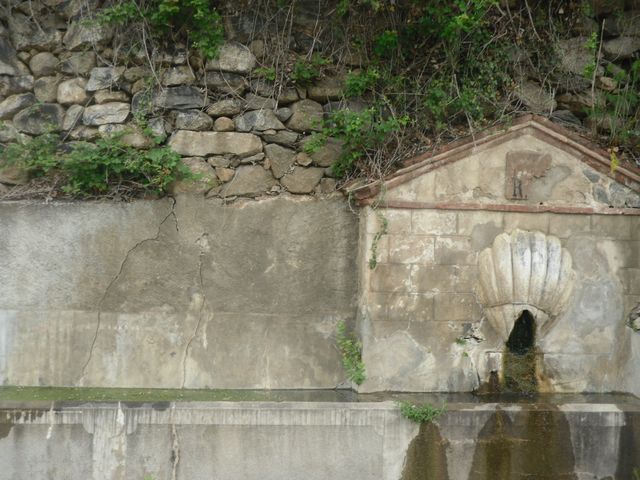 Lavoir-fontaine