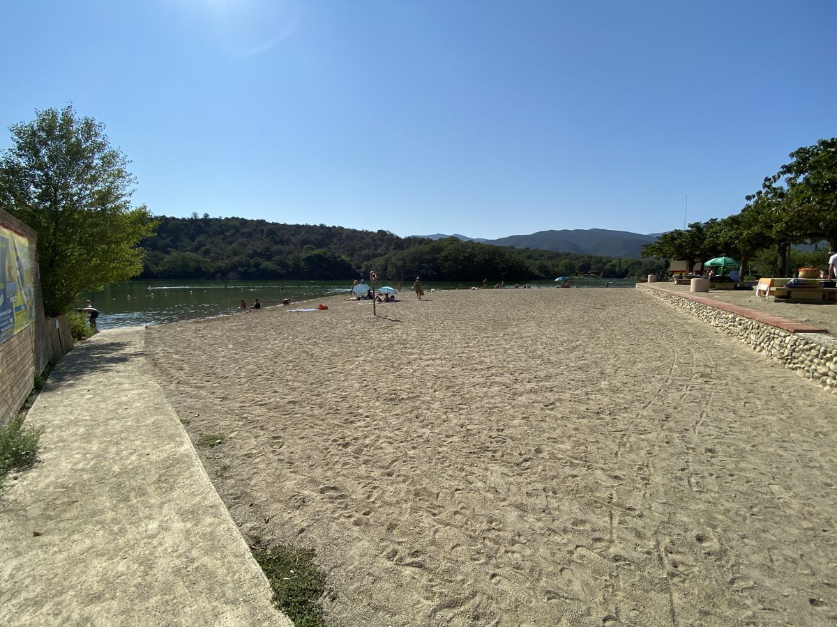 Plage des Escoumes