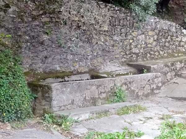 Lavoir-fontaine