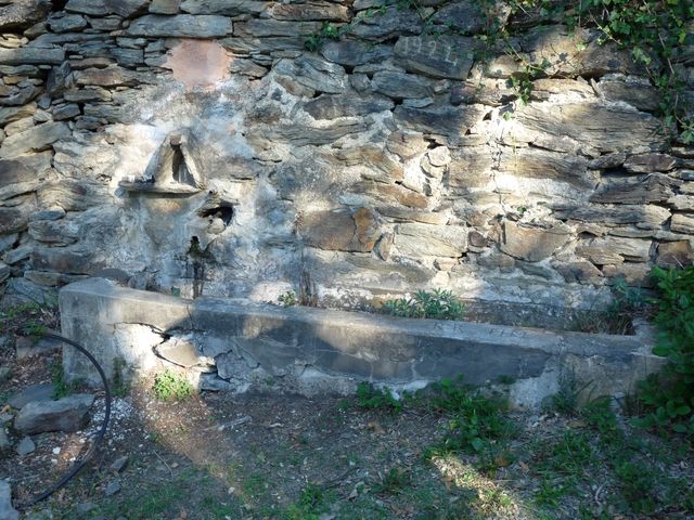 Fontaine Las Monges de Llugols