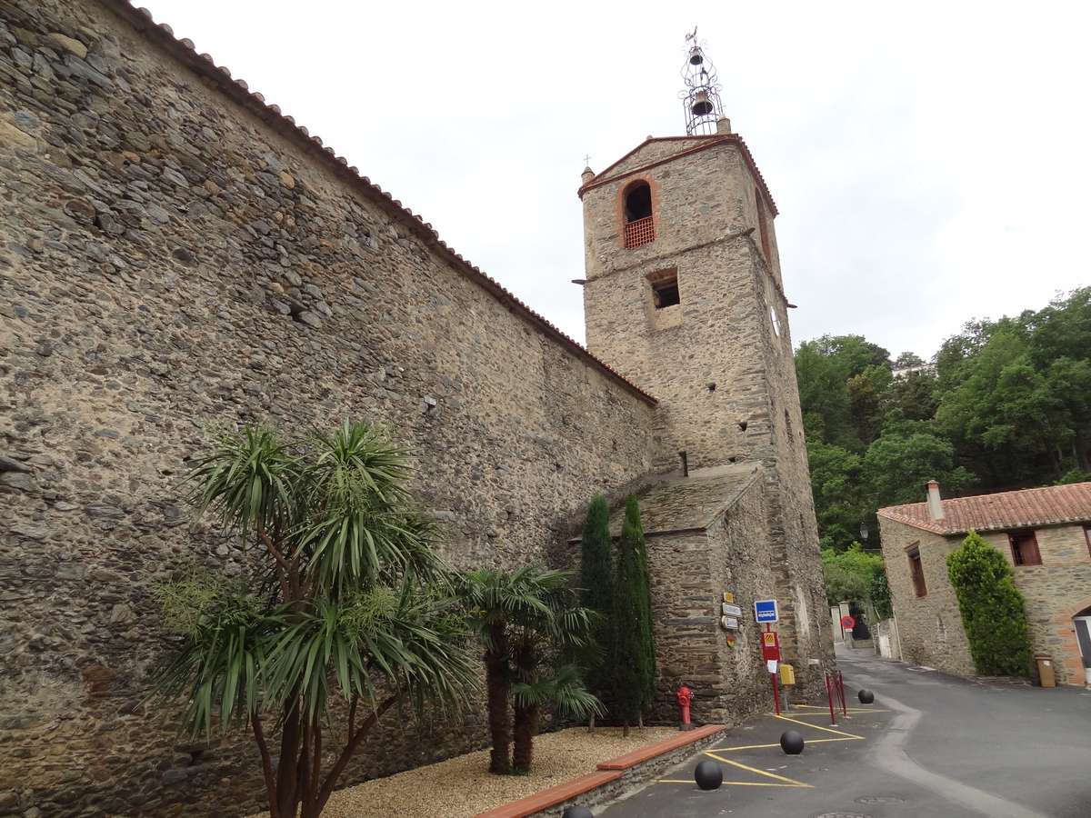 L'église Ste Eulalie de Rigarda, l'église paroissiale du village