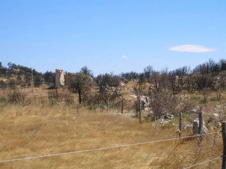 Le village abandonné de Roupidère, sur le territoire de Rodès