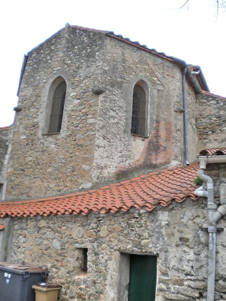  Eglise Saint-Assiscle et Sainte-Victoire