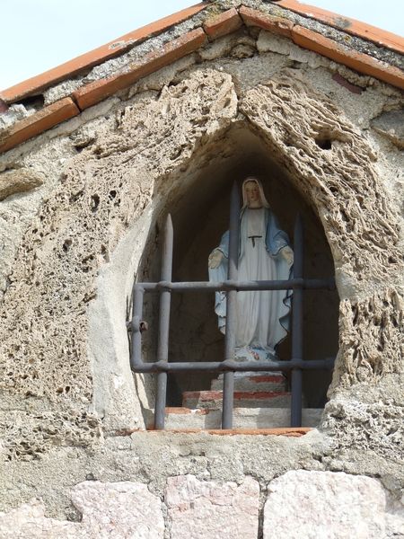 Chapelle Sainte-Colombe et Oratoire à la Vierge