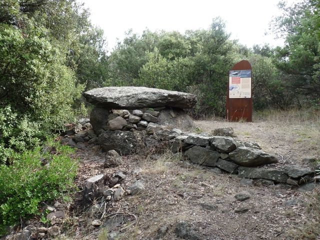 Dolmen de las Apostados